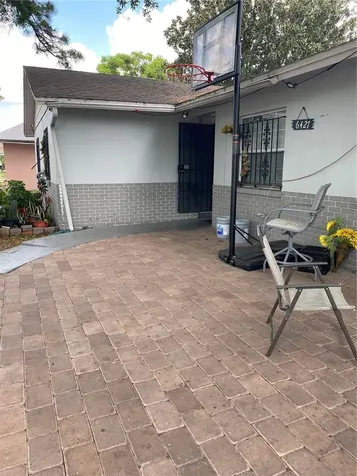 6427 Wilshire Drive Tampa FL 33615