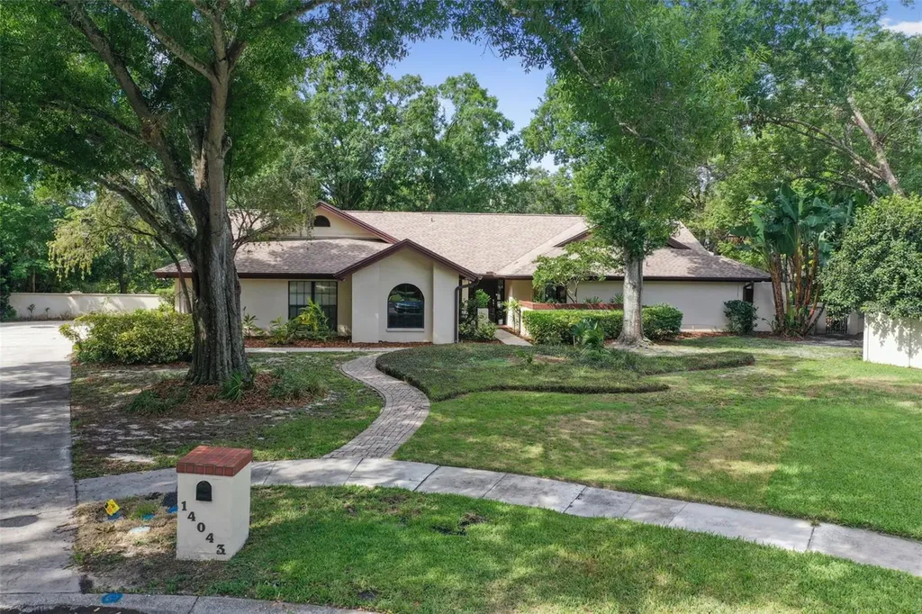 14043 Shady Shores Drive Tampa FL 33613