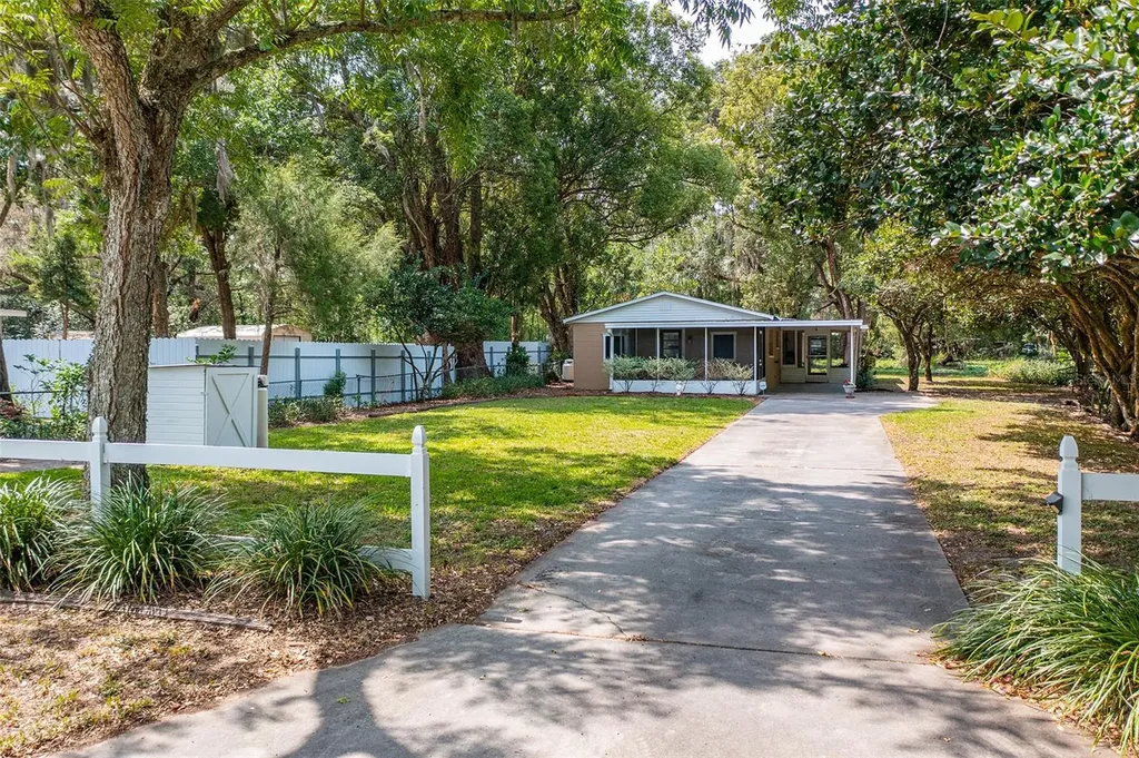 101 5th Avenue SE Lutz FL 33549
