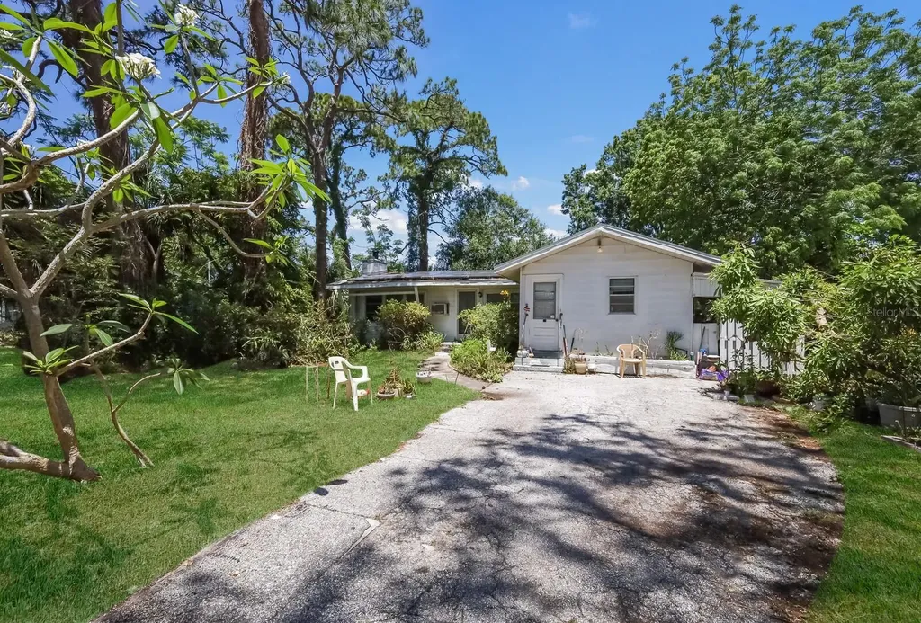 2105 Palm Terrace Sarasota FL 34231