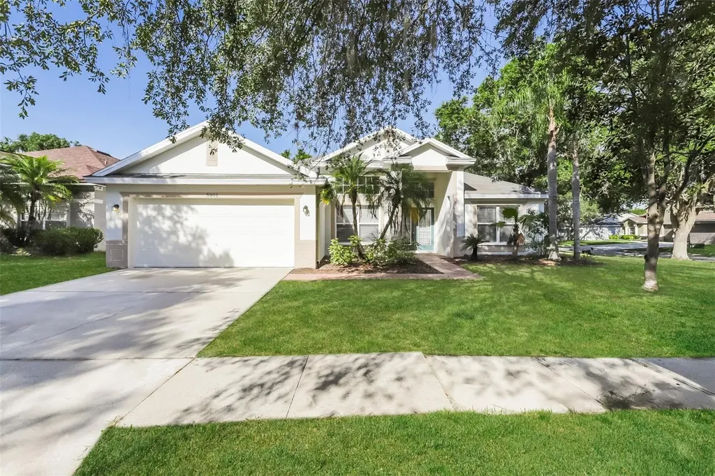 5901 Falconside Road Lithia FL 33547