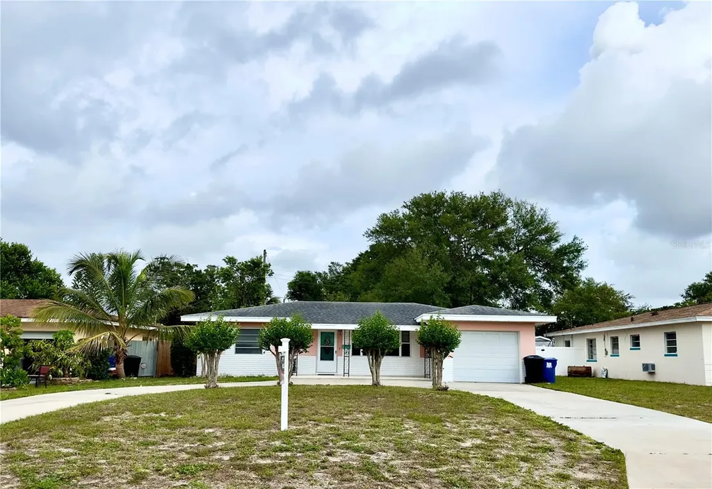 1611 45th Street N St Petersburg FL 33713