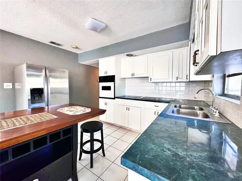 1611 45th Street N St Petersburg FL 33713