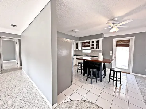 1611 45th Street N St Petersburg FL 33713