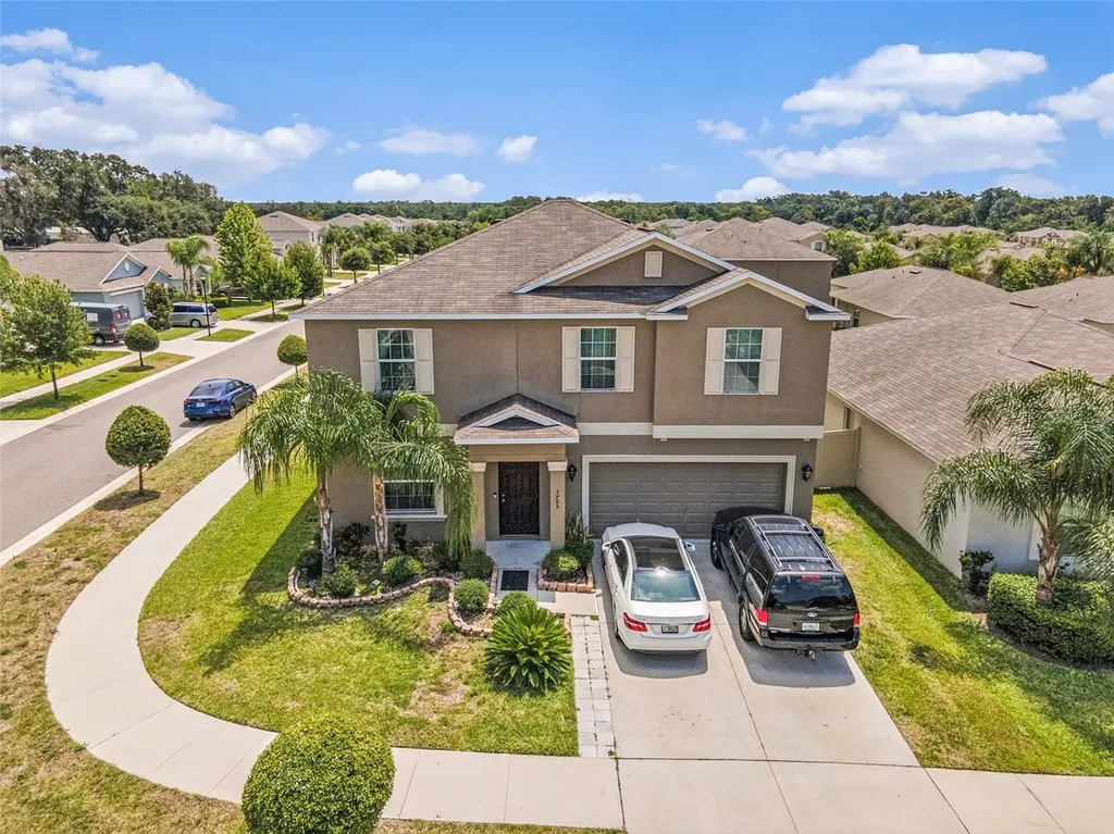 3705 Kearsney Abbey Circle Dover FL 33527