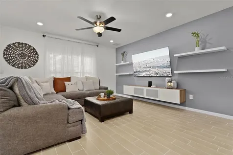 642 Ogelthorpe Drive Davenport FL 33897