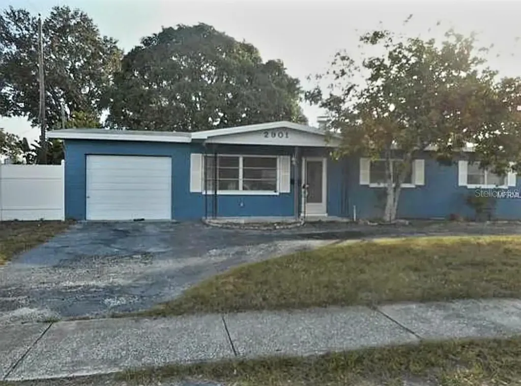 2901 58th Street N St Petersburg FL 33710