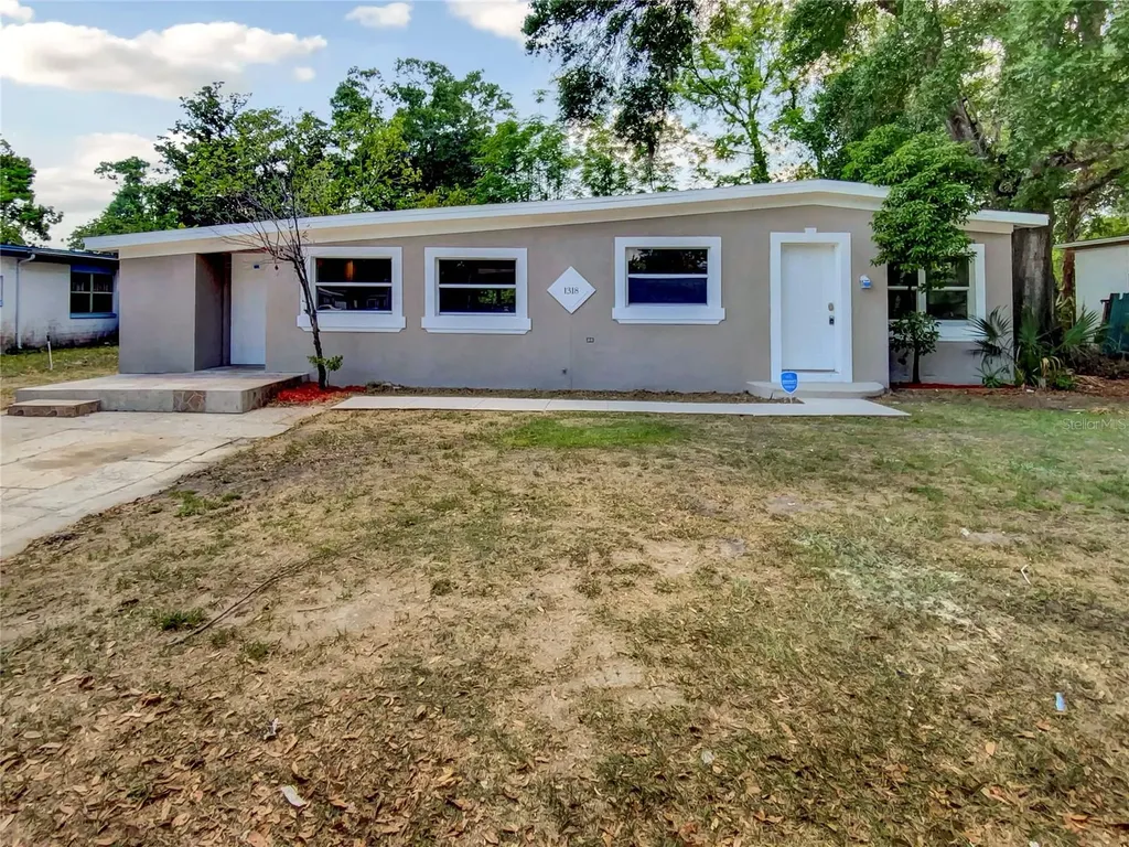 1318 Queensway Road Orlando FL 32808