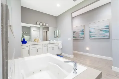 14200 Holly Pond Court Orlando FL 32824
