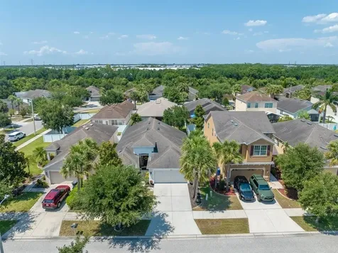 8304 Deerland Bluff Lane Riverview FL 33578