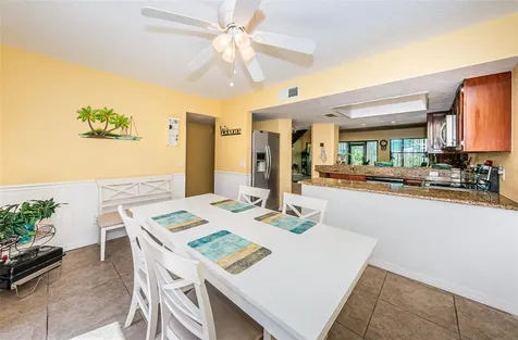 325 Woods Landing Trail Oldsmar FL 34677
