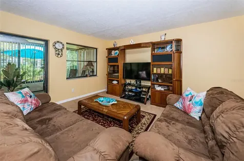 325 Woods Landing Trail Oldsmar FL 34677