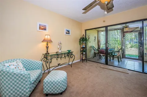 325 Woods Landing Trail Oldsmar FL 34677