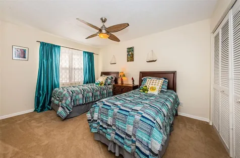 325 Woods Landing Trail Oldsmar FL 34677