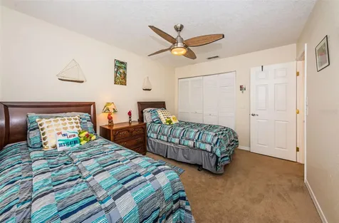 325 Woods Landing Trail Oldsmar FL 34677