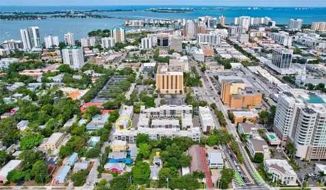 233 Cosmopolitan Court Sarasota FL 34236