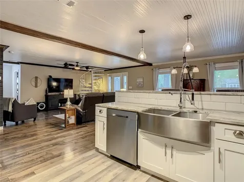 3335 S Mellonville Avenue Sanford FL 32773