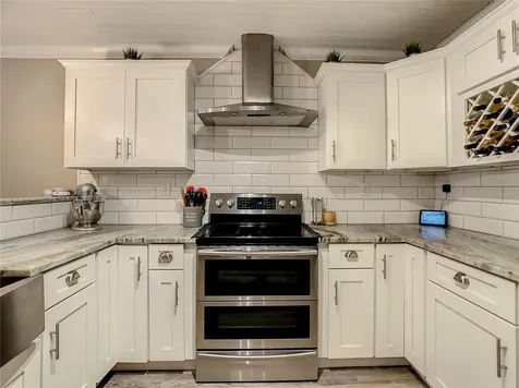 3335 S Mellonville Avenue Sanford FL 32773