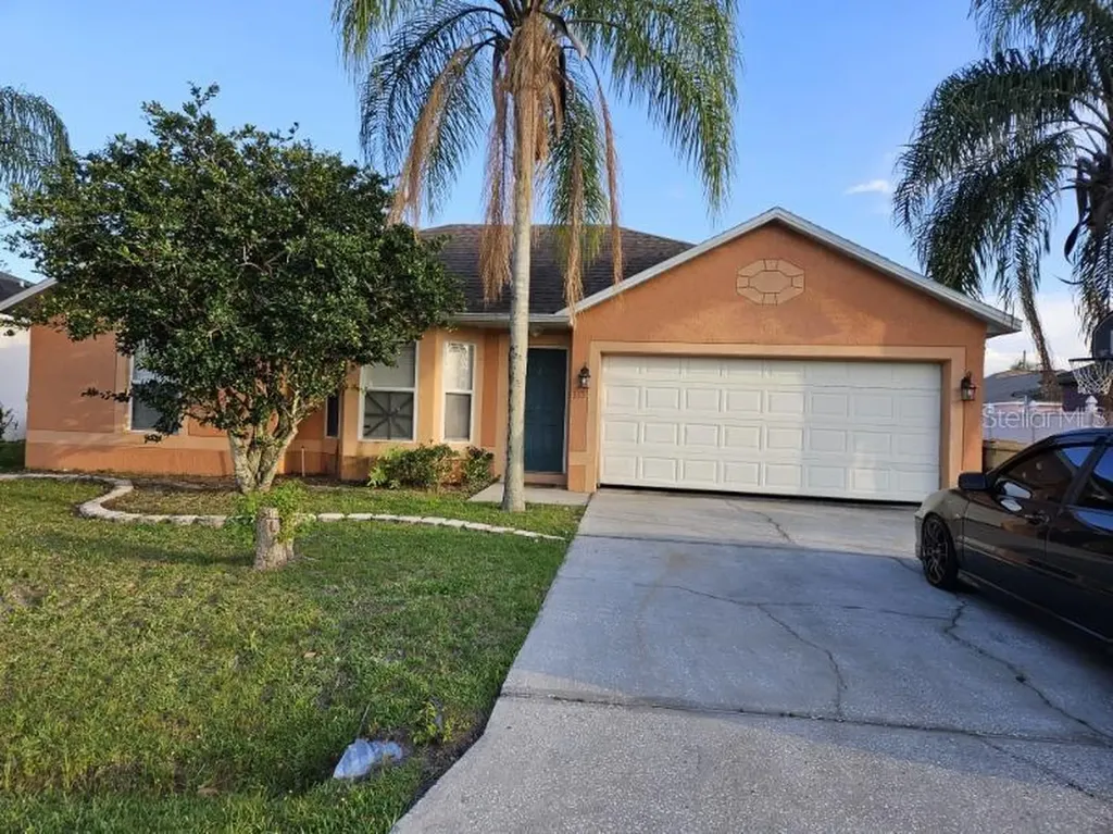 353 Corsica Court Kissimmee FL 34758