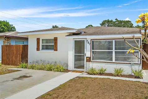 787 74th Avenue N St Petersburg FL 33702