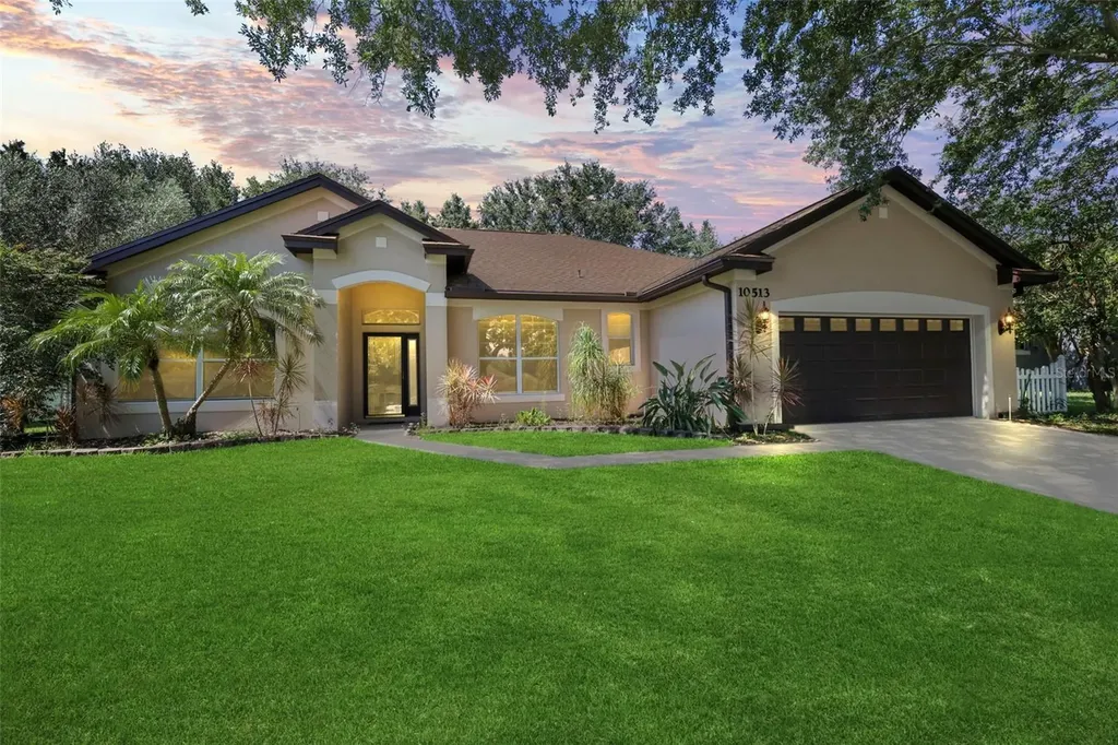 10513 Via Como Court Clermont FL 34711