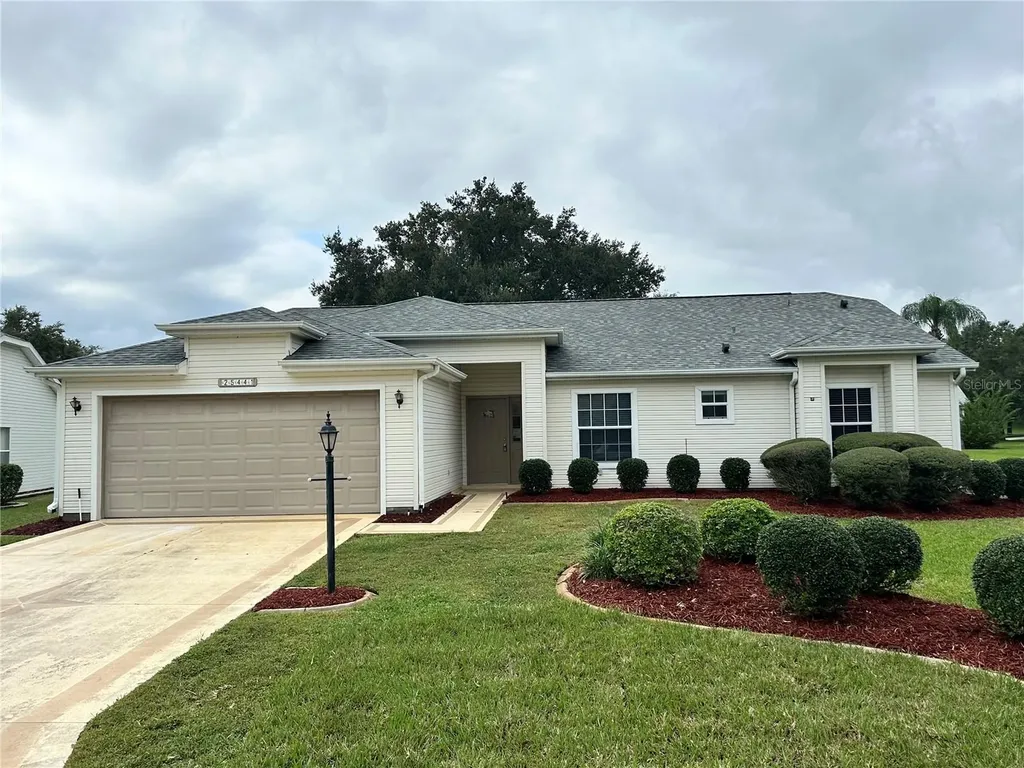 25441 Crestwater Drive Leesburg FL 34748