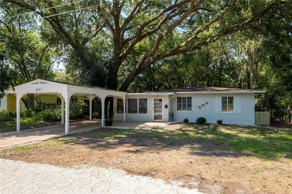 851 NE 7th Place Gainesville FL 32601
