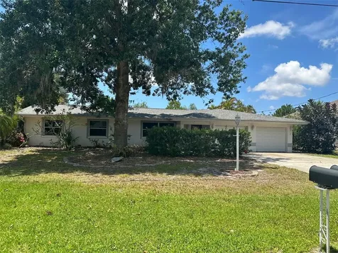 1960 Rolling Green Circle Sarasota FL 34240