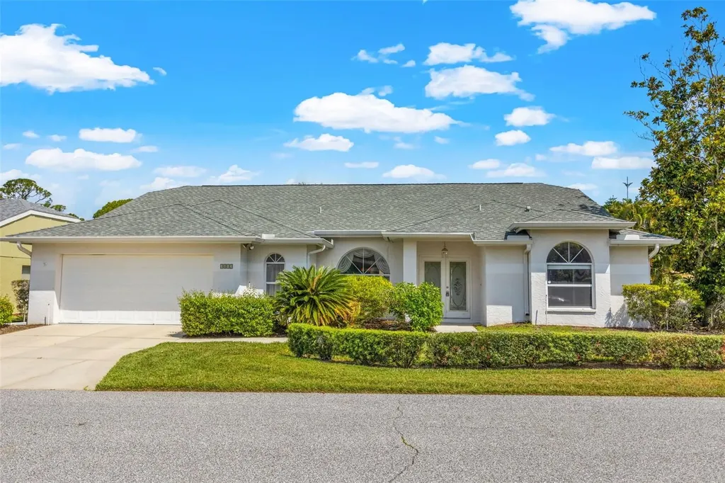 3813 Garden Lakes Estates Drive Bradenton FL 34203