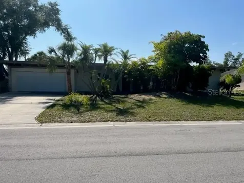 2325 River Ridge Drive Sarasota FL 34239