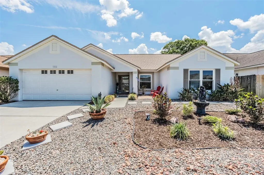 1422 Lakehurst Way Brandon FL 33511