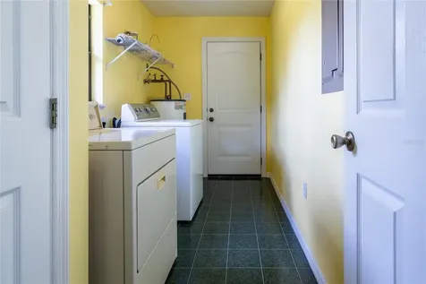 10710 NW 199th Avenue Alachua FL 32615