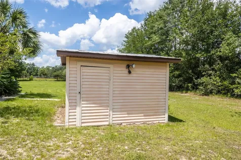 10710 NW 199th Avenue Alachua FL 32615