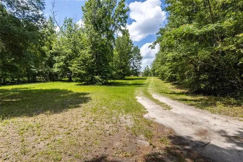 10710 NW 199th Avenue Alachua FL 32615