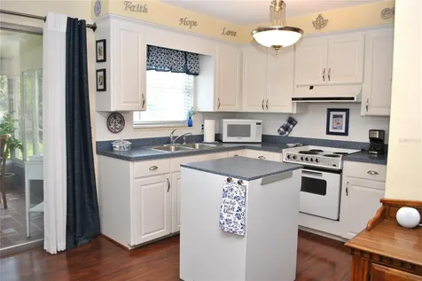 3271 36th Street N St Petersburg FL 33713