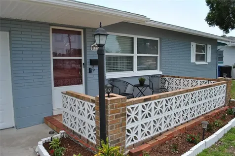 3271 36th Street N St Petersburg FL 33713