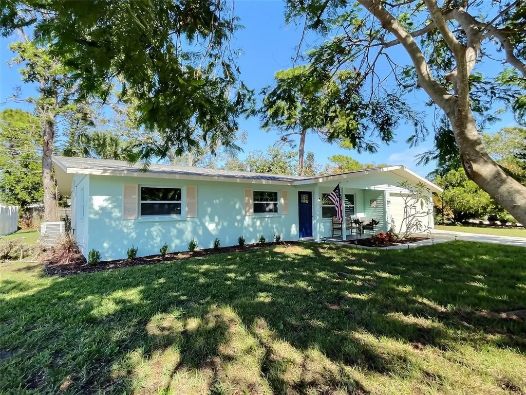 4658 Maceachen Boulevard Sarasota FL 34233