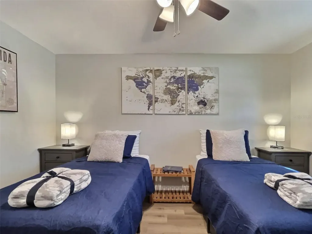 4658 Maceachen Boulevard Sarasota FL 34233