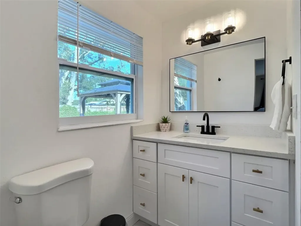 4658 Maceachen Boulevard Sarasota FL 34233