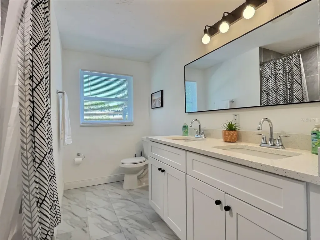 4658 Maceachen Boulevard Sarasota FL 34233