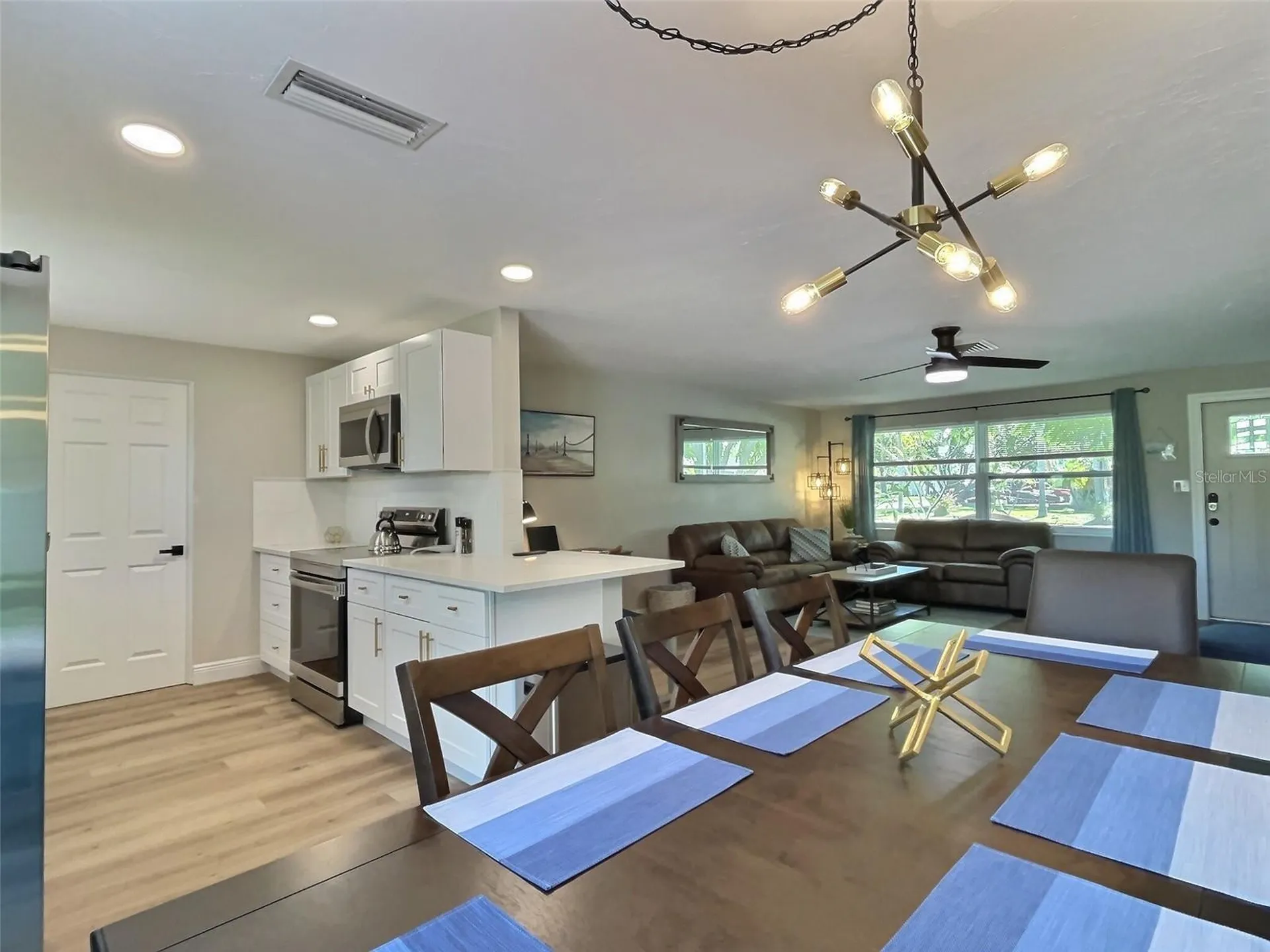 4658 Maceachen Boulevard Sarasota FL 34233