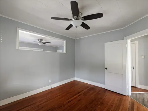 442 30th Avenue N St Petersburg FL 33704