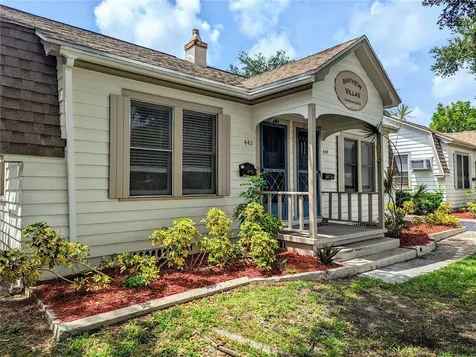 442 30th Avenue N St Petersburg FL 33704