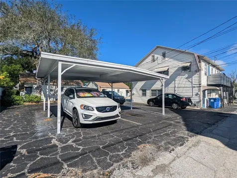442 30th Avenue N St Petersburg FL 33704