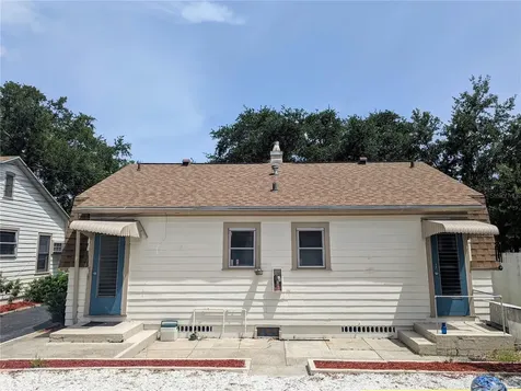 442 30th Avenue N St Petersburg FL 33704