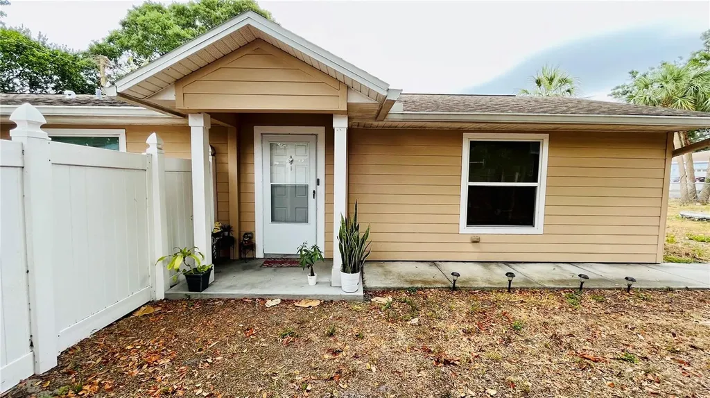 2857 59th Avenue N St Petersburg FL 33714