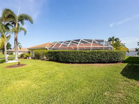 1914 Pebble Beach Court Venice FL 34293