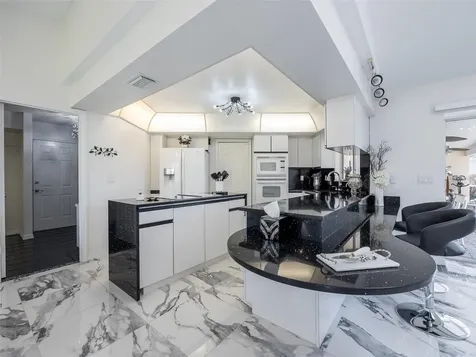 1914 Pebble Beach Court Venice FL 34293