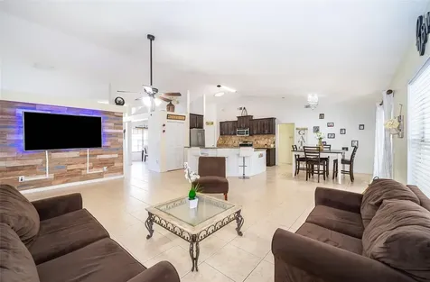 8713 Black Canyon Drive Orlando FL 32829