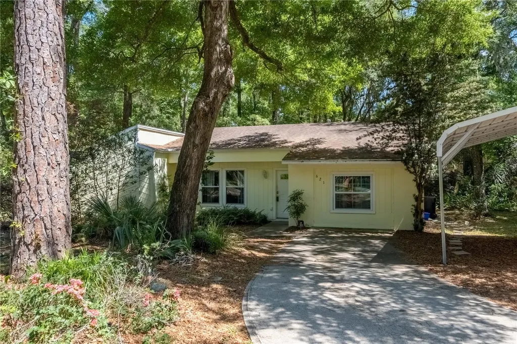 621 SW 77th Terrace Gainesville FL 32607